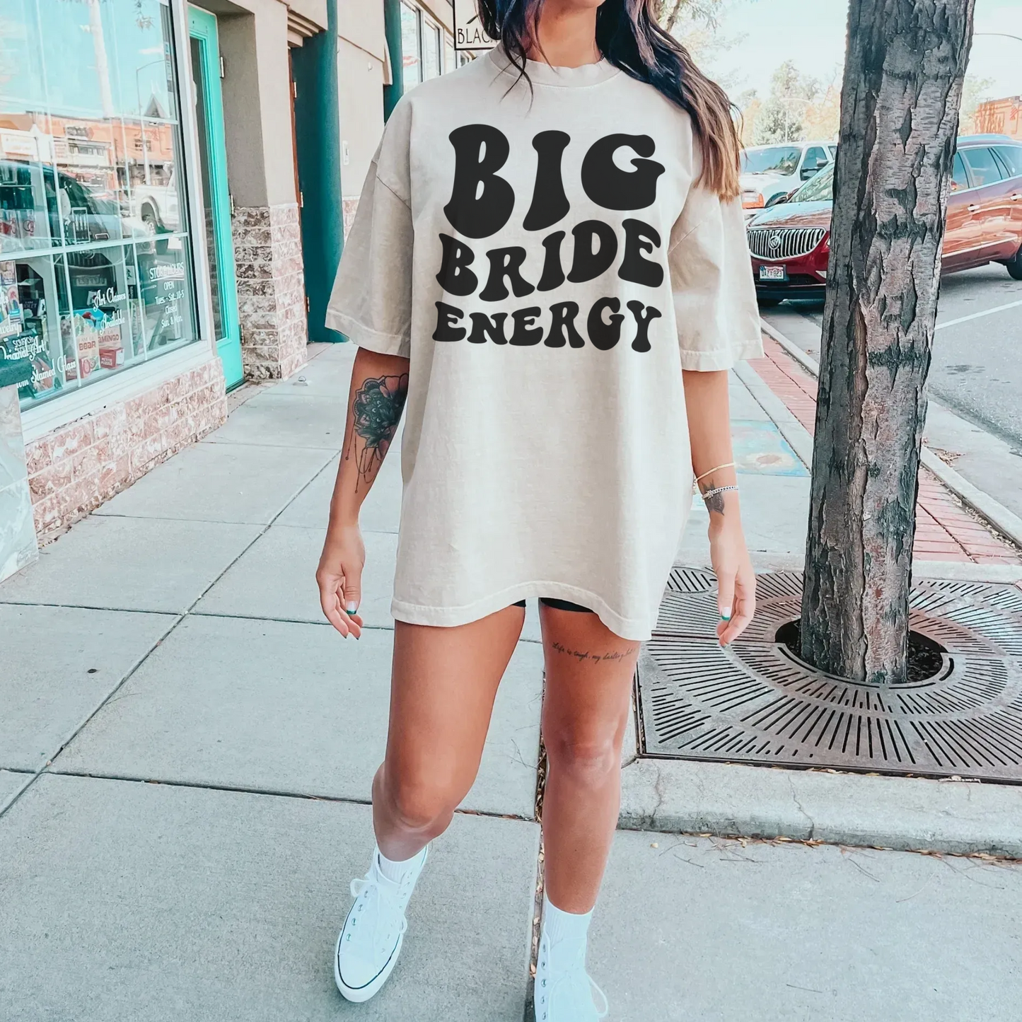 Oversized Comfort Colors Big Bride Energy Shirt. Matching bachelorette party shirts. 